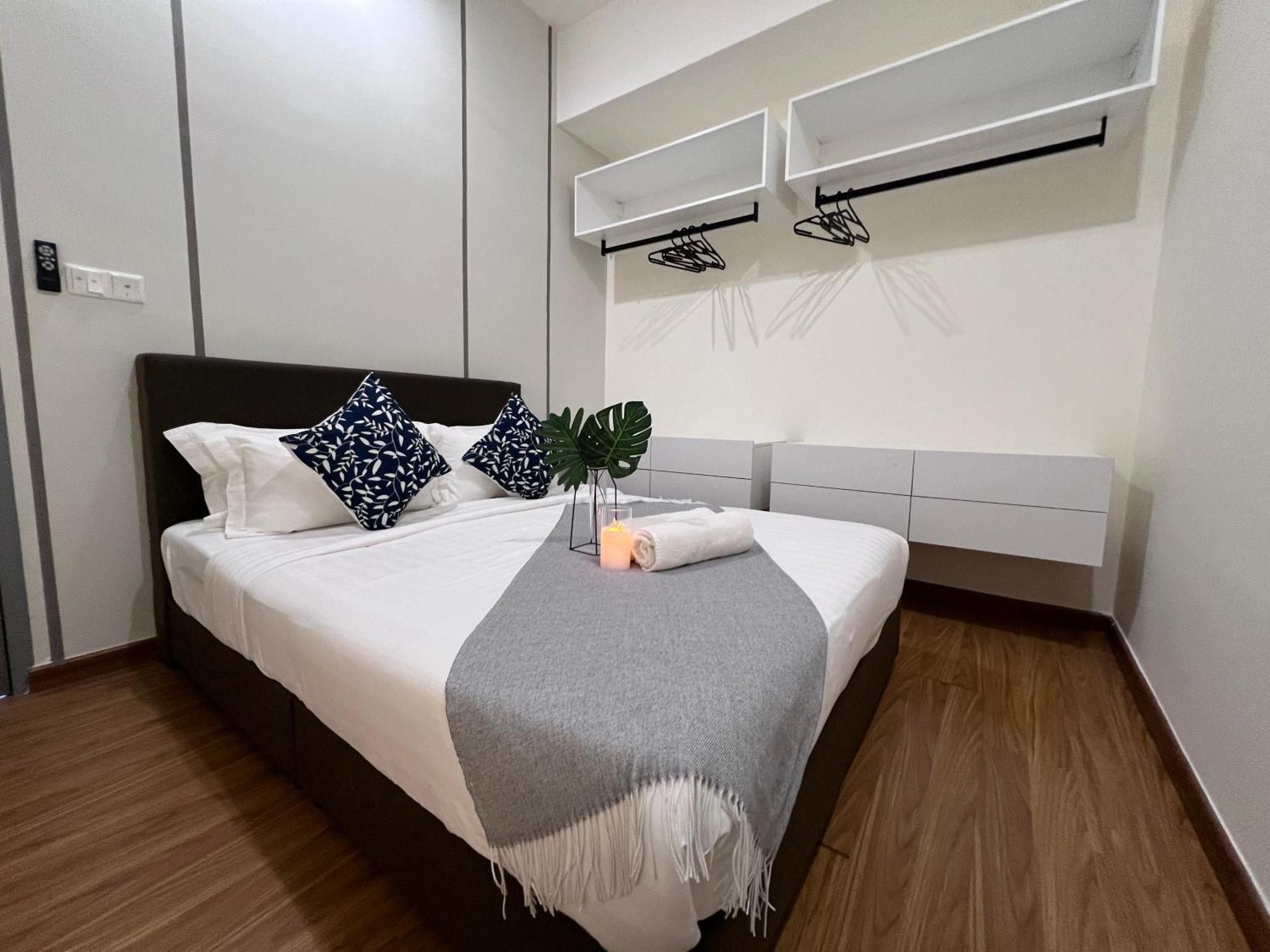 Fresh New Look Georgetown#skypoolcontemporarysuite * George Town